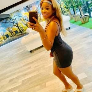 Meet your Posher, Lena